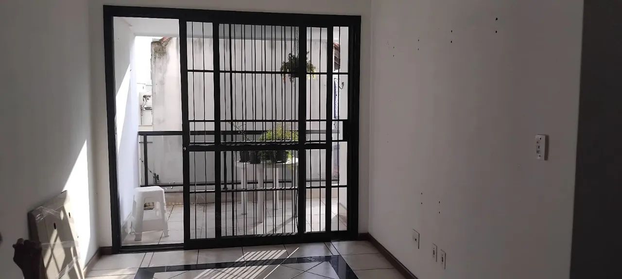 alugo apartamento