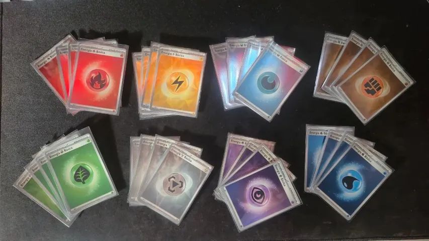 kit 32 energias Foil Pokémon TCG