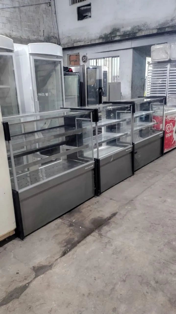 Balcões vitrine, quente, frio e ambiente 
