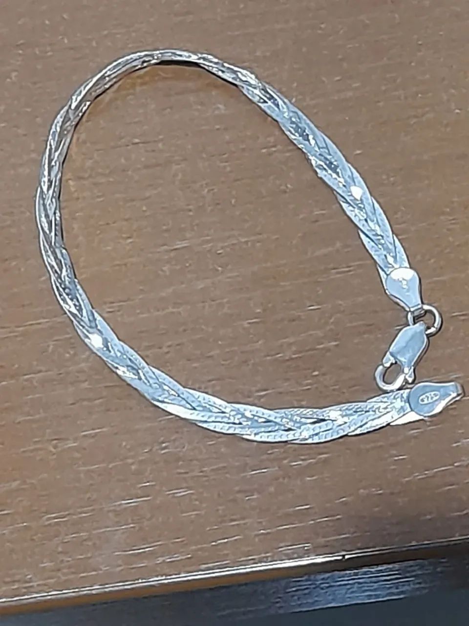 Pulseira prata modelo trançada Feminina - Foto 3