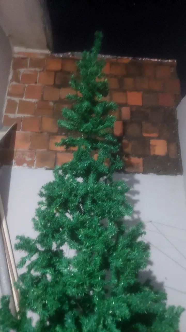 Árvore de Natal grande  - Foto 3