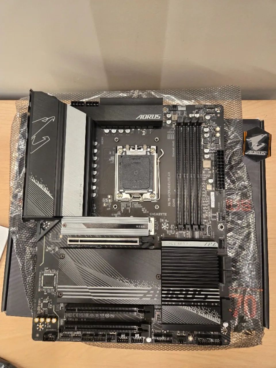 Placa Mãe X670 AORUS ELITE AX - Foto 5
