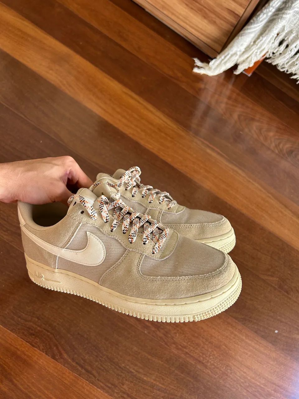 Nike Air Force One - Bege (tamanho 40)