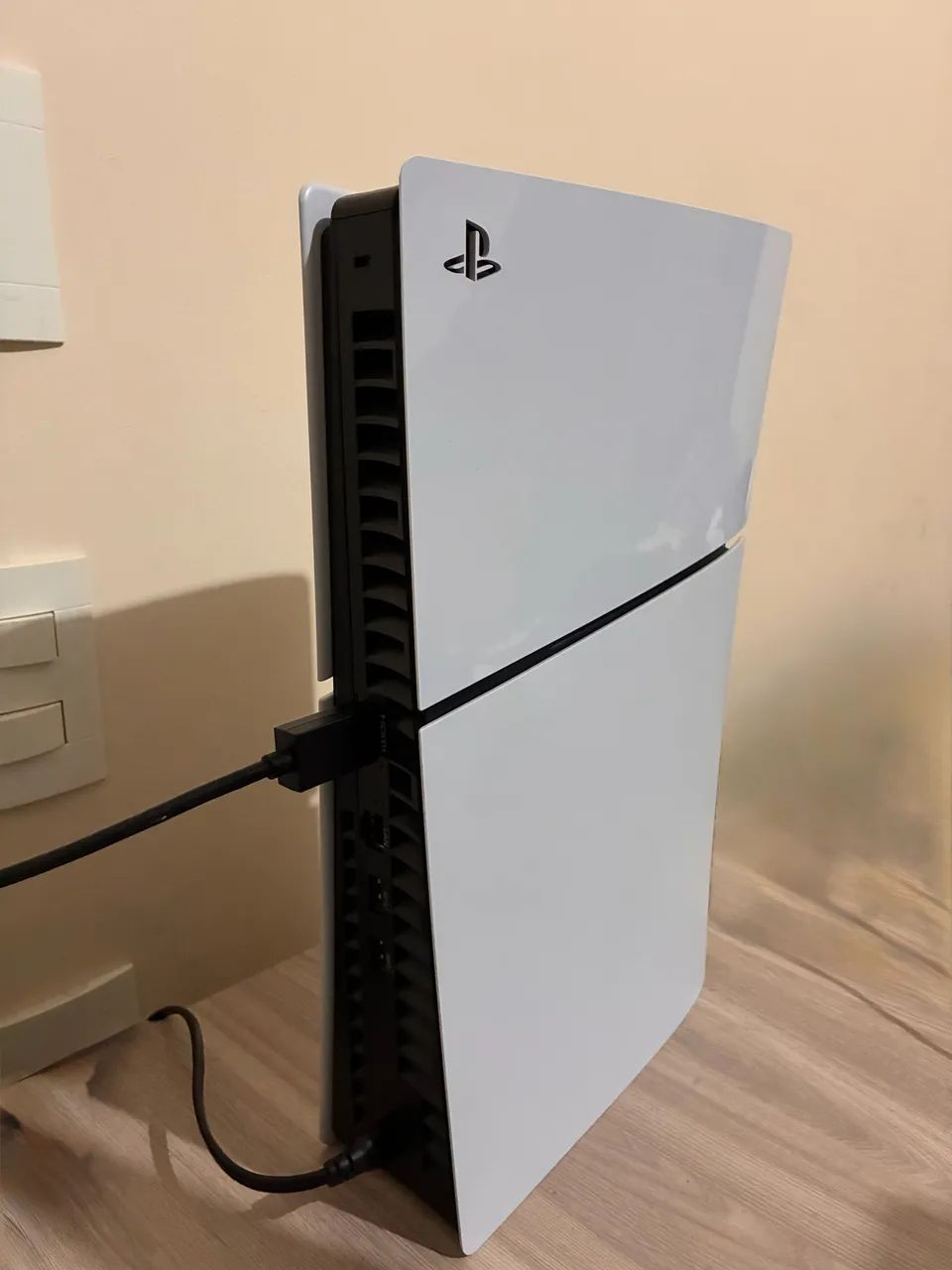 VENDENDO!! PS5 slim digital - Foto 4