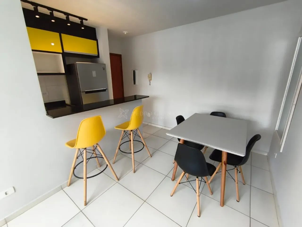 Apartamento com 02 Dormitórios - Jardim Alvorada - Foto 3