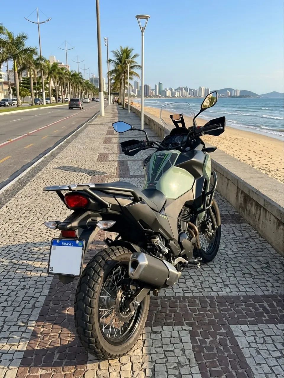Kawasaki Versys 300 3.700 km leilão de financeira - Foto 4
