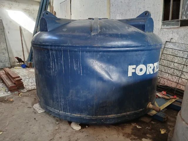 Caixa d'água 5000 litros fortlev usada precisei desinstalar ela por conta que comprei outr - Foto 2