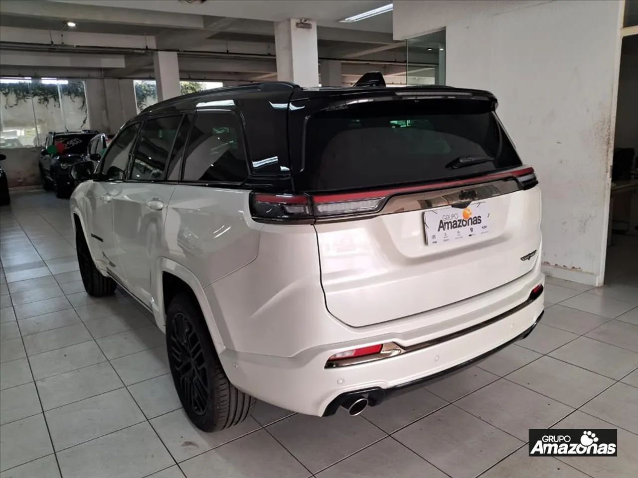 Jeep Commander Black Hurricane 2.0 4x4 TB Aut, foto 6 de 20