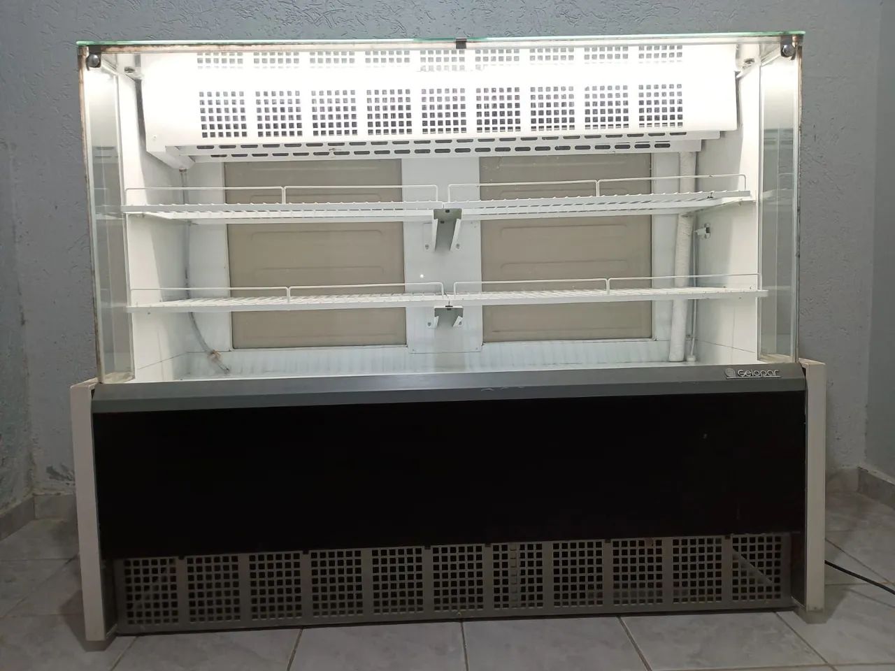 VITRINE REFRIGERADA GELOPAR