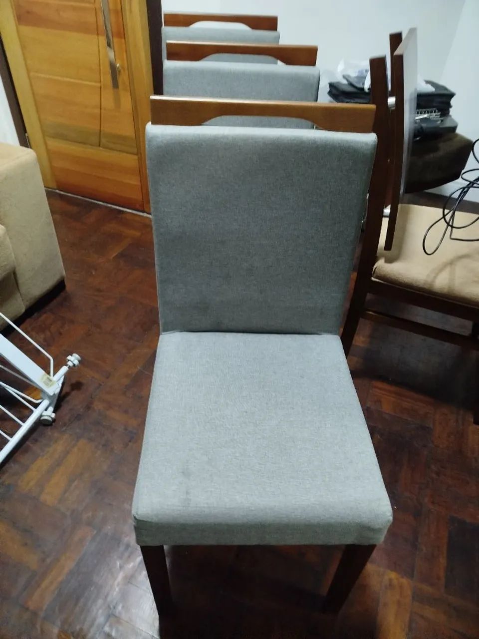 Jogo de mesa e cadeiras  - Foto 3