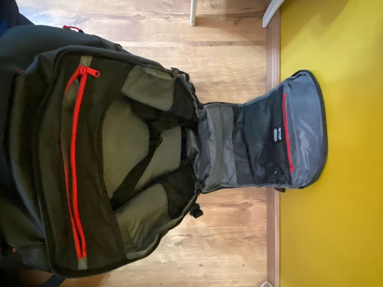 Mochila para Trekking Sansonite - reciclem - Foto 5