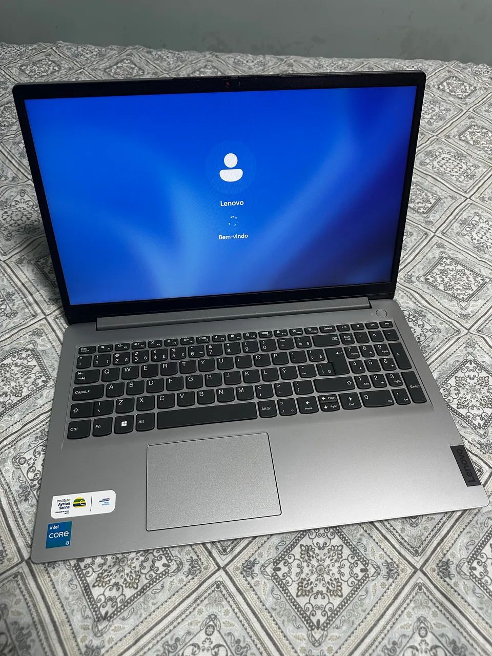 Notebook Lenovo (Semi-novo)
