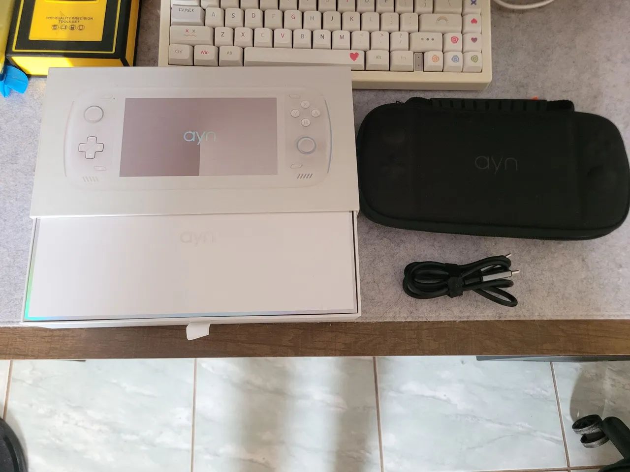 AYN Odin 2 Pro 256gb - Foto 4