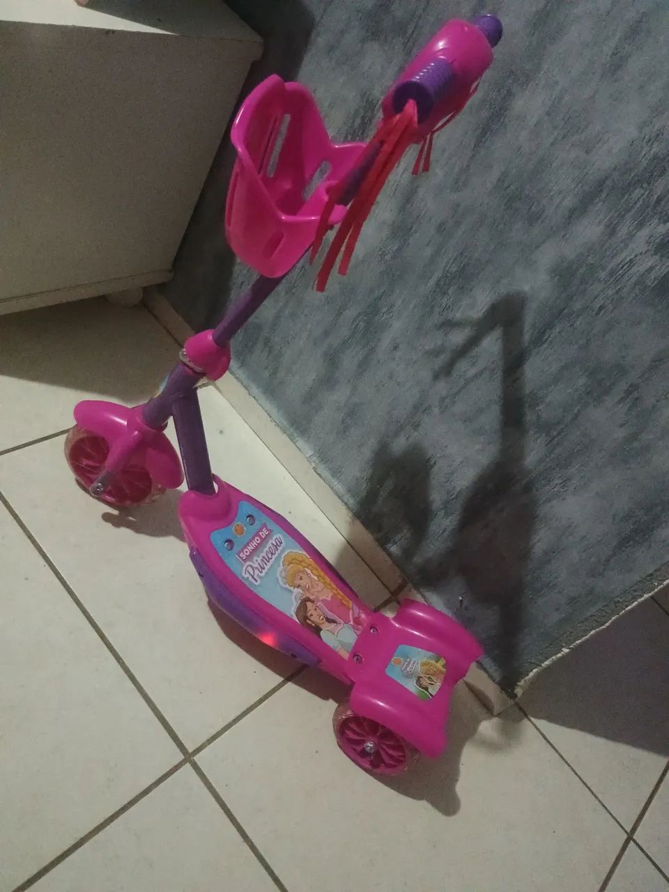 Patinete Rosa da princesa usado 3 vezes 