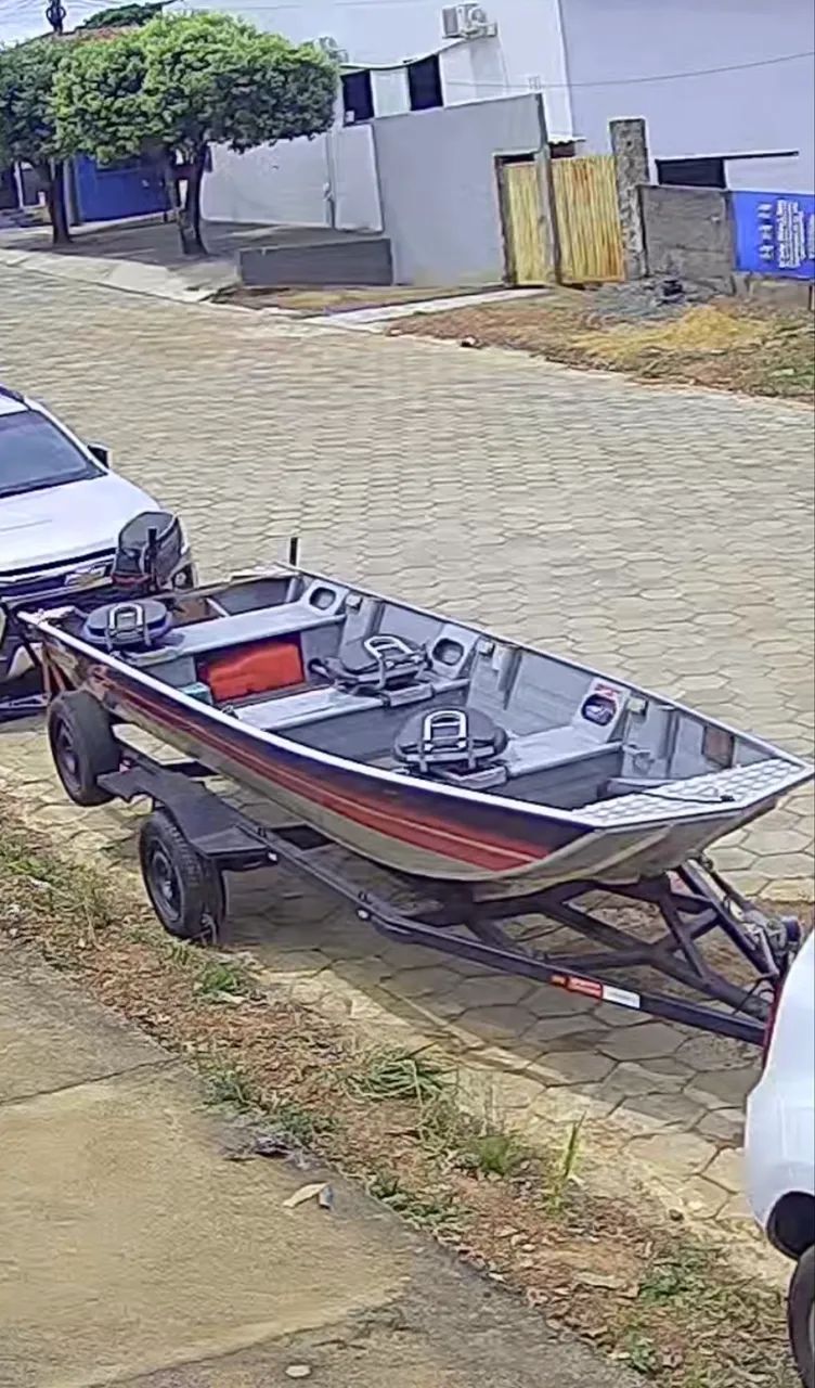 Kit completo (canoa, motor, carreta) - Foto 5