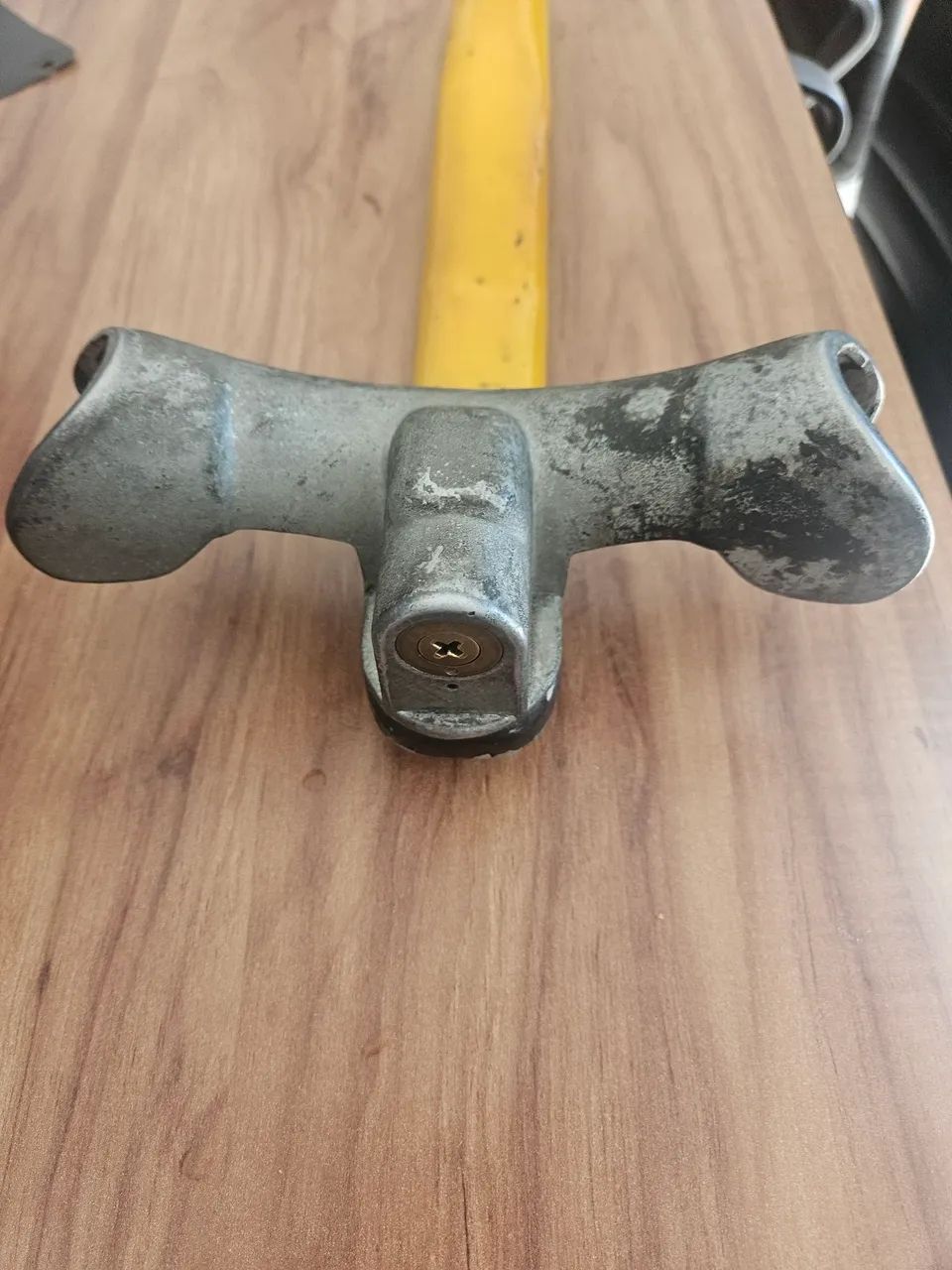 Trava e fecho automóvel  - Foto 5