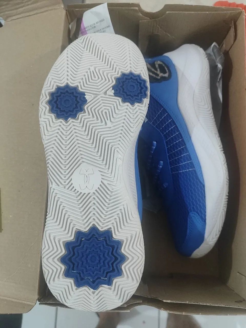 Tênis Under Armour Curry 42 - Foto 2