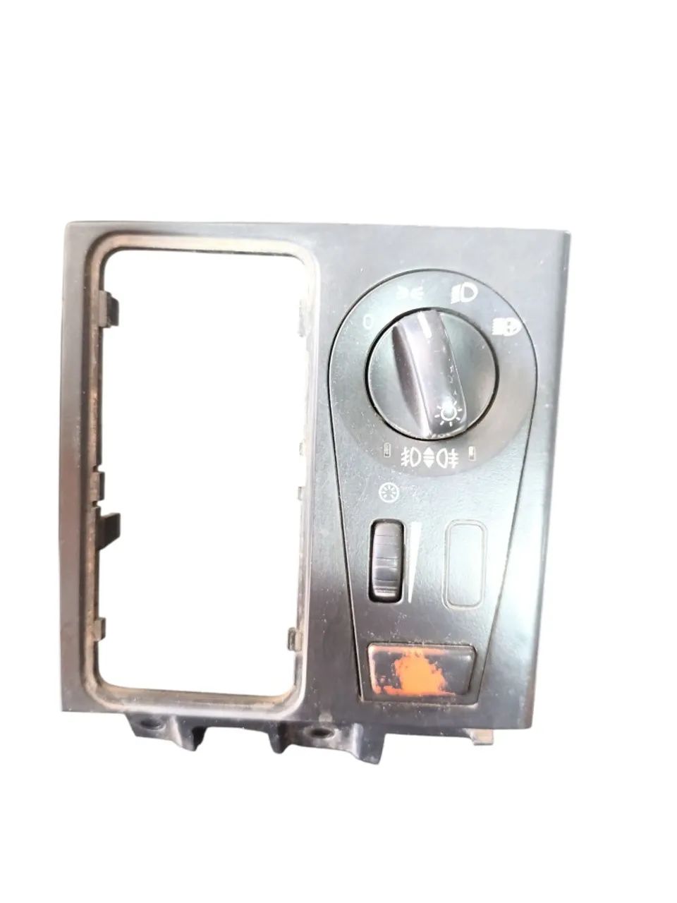 Botão De Luz C/ Moldura Volvo Fh 540 2013 20953569 - Foto 2