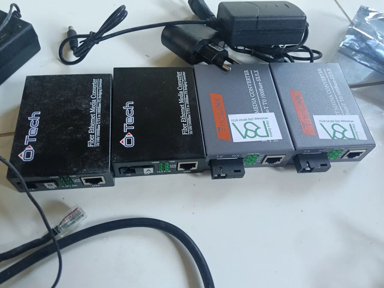 Vendo quatro conversor de mídia novos a e b e um up-link Intelbras modelo s1010f-p - Foto 2