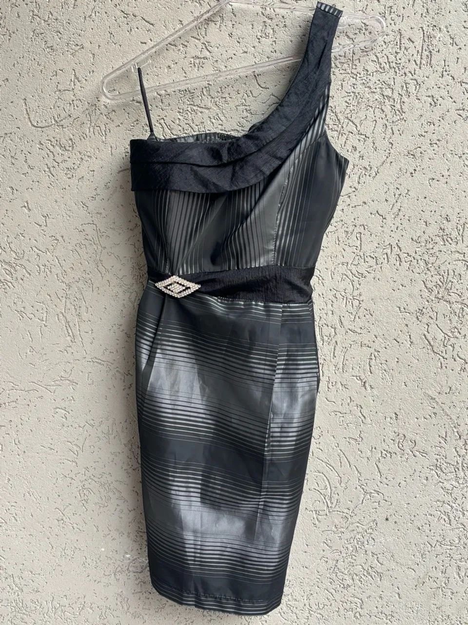 Vestido de um ombro só  - Foto 2