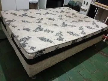 Cama box casal 450$ entrego 