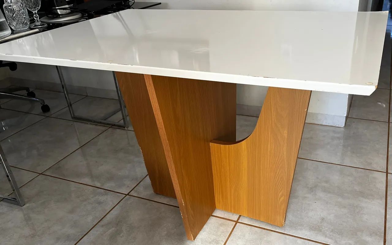 Mesa de Jantar 4 Lugares