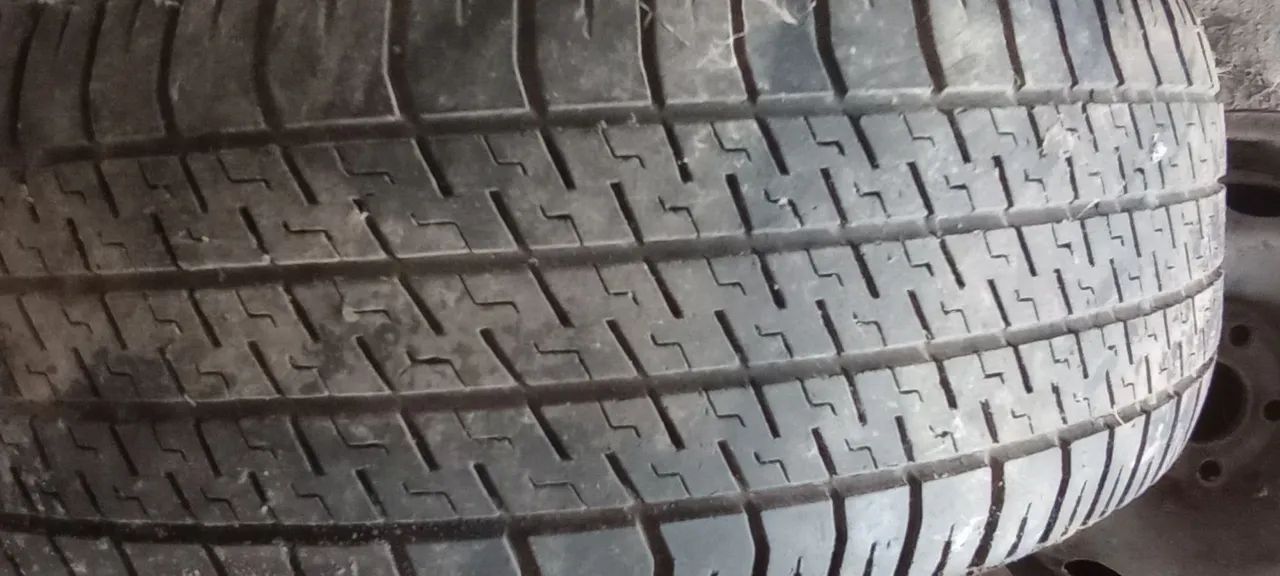 Pneu de carro aro 14 - Foto 2