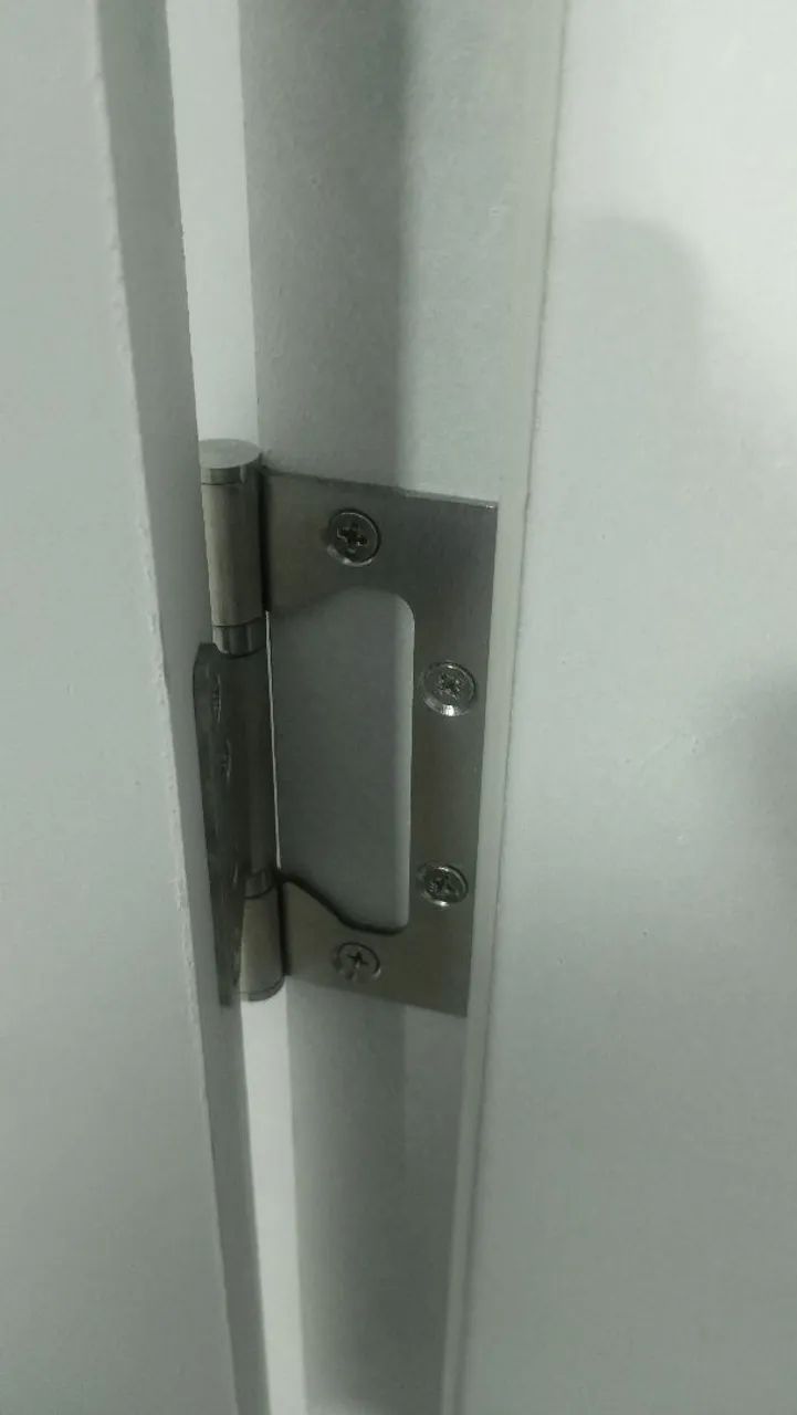 Carlos /  Instalação de portas. - Foto 2