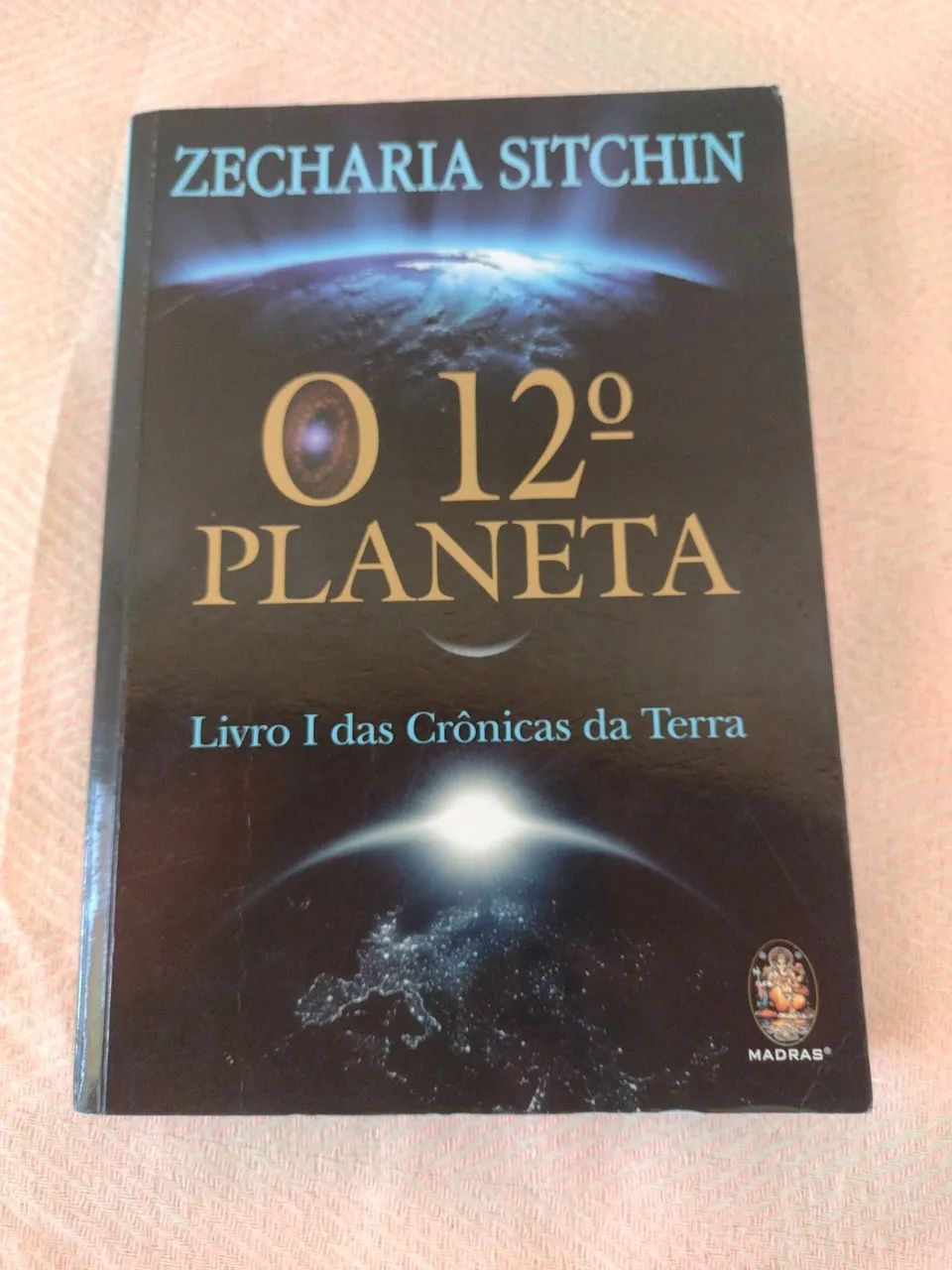 Livro O 12 segundo planeta de Zecharia Sitchin
