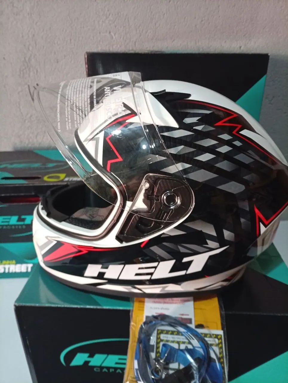 Capacete helt