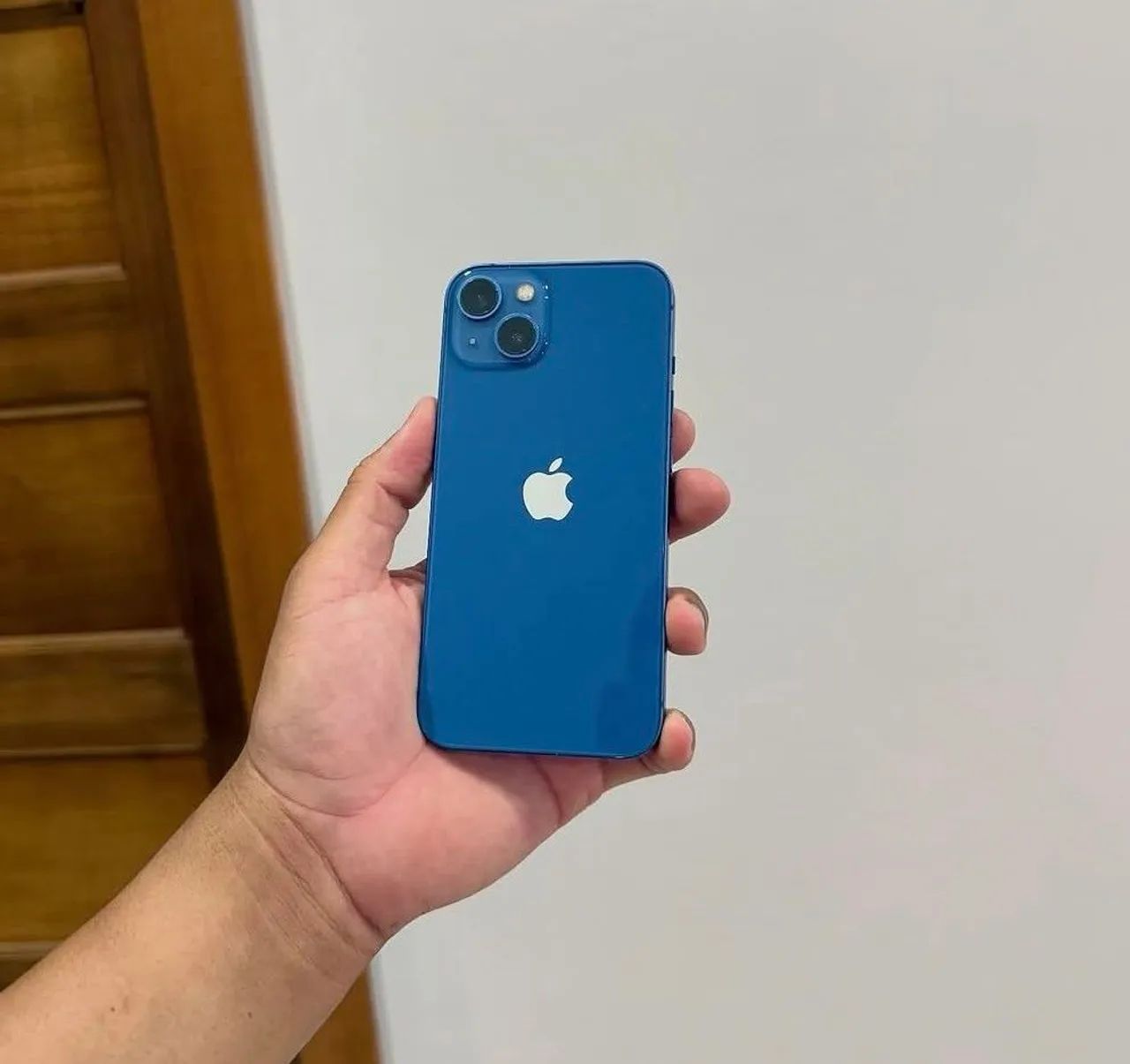 IPhone 13 azul 128GB Face iD ok aceito troca! - Foto 2