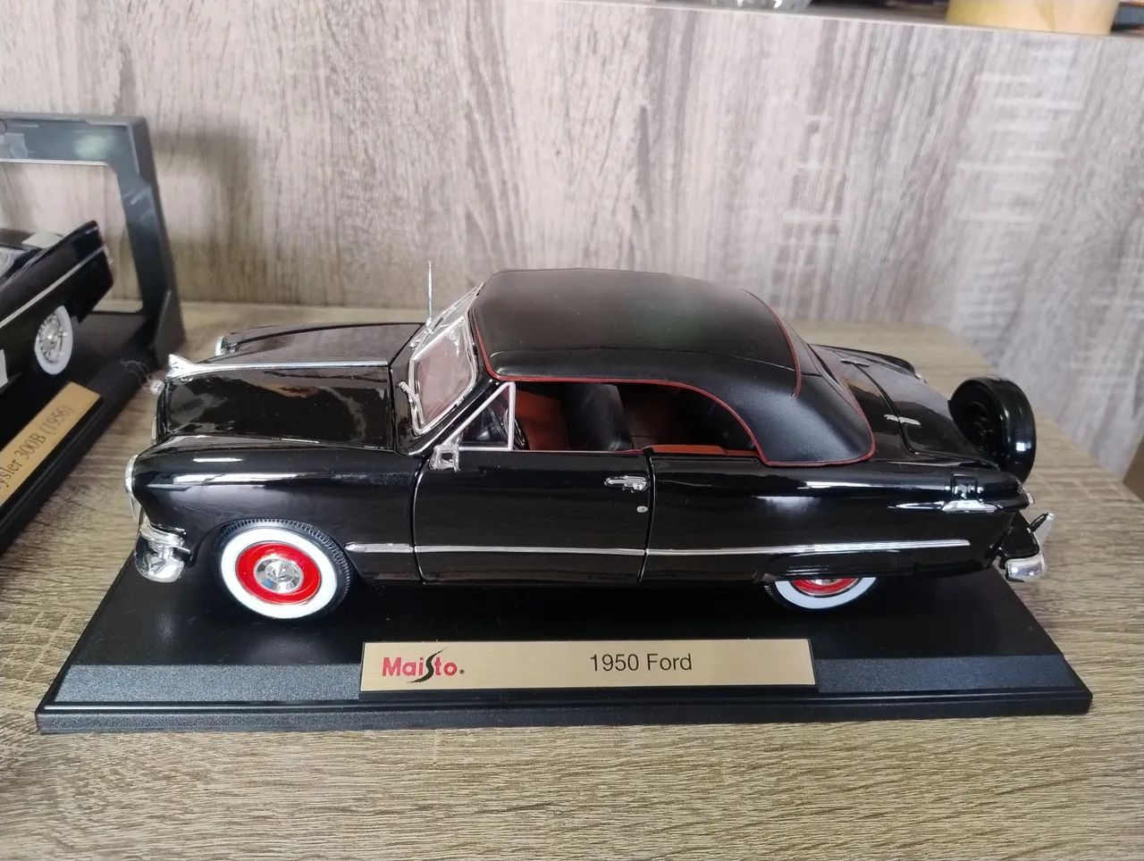 1950 Ford Conversível 1/18 Maisto - Foto 2