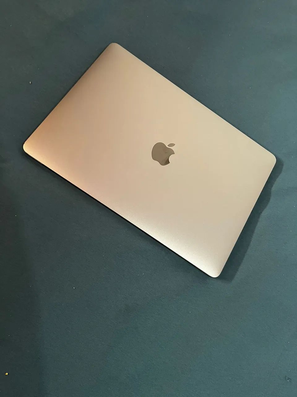 Apple MacBook Pro 13.3 Chip M2 8GB de Ram SSD 256GB 2022