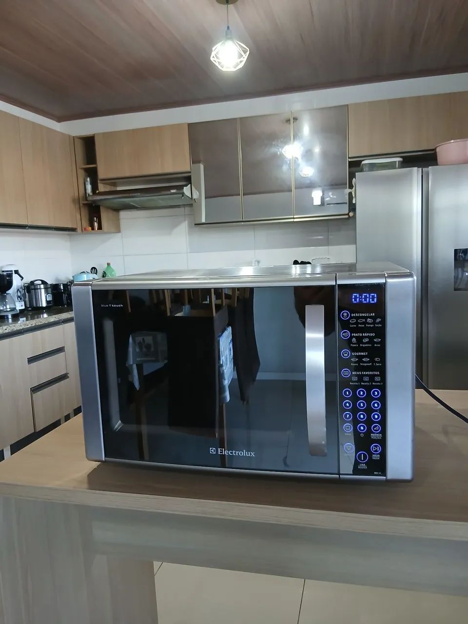 Microondas Electrolux 31litros espelhado com gril  - Foto 3