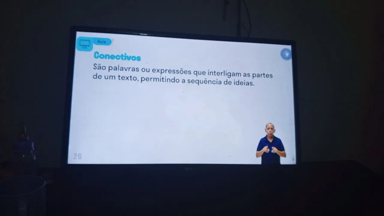Vendo tv lg de 32 polegadas,não e smart,motivo viagem  - Foto 2