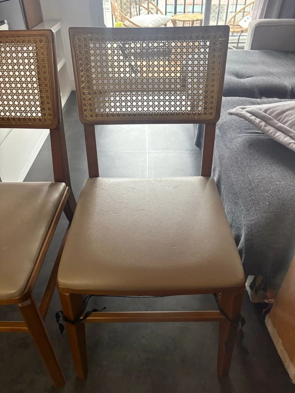 Conjunto 4 cadeiras de jantar 