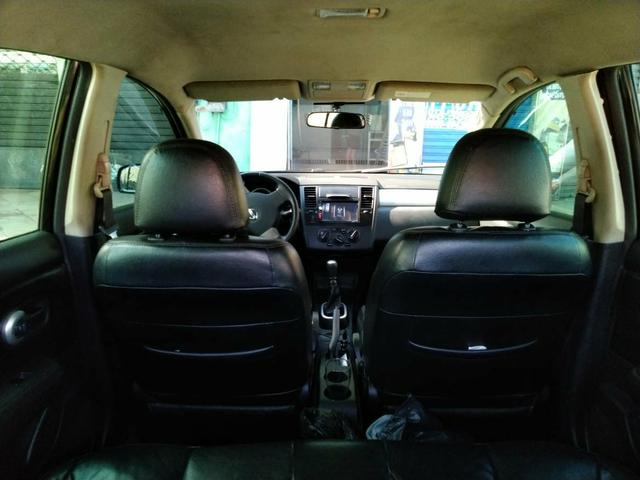 NISSAN TIIDA 2011 RARIDADE passo financiamento - Foto 5