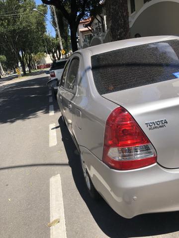 Vendo Toyota etios sedã x 1.5 - Foto 2