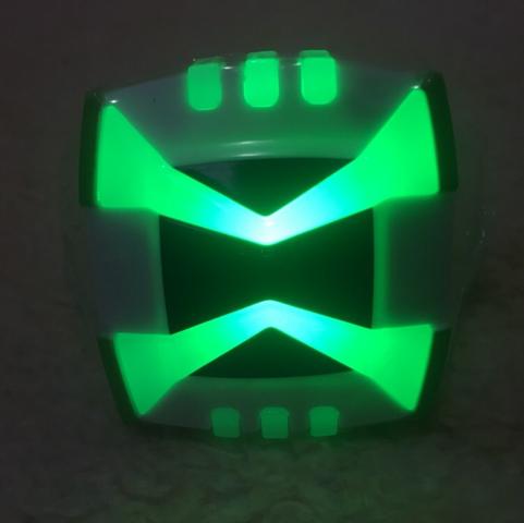 Relógio Ben10 Omnitrix Led infantil - Foto 5