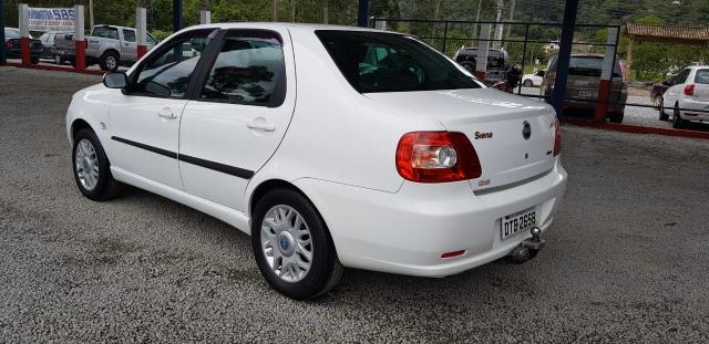 Fiat Siena HLX 1.8 Completo 2007 - Foto 4