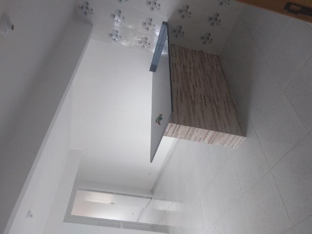 Aluga se apartamento kitnet na região do pinheirinho próximo ao terminal - Foto 18