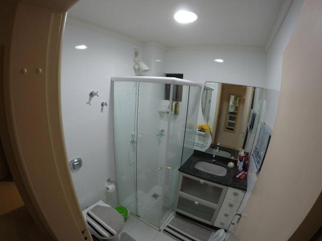 Lindo apartamento colado no mar de Meia Praia, 3 quartos - Foto 11
