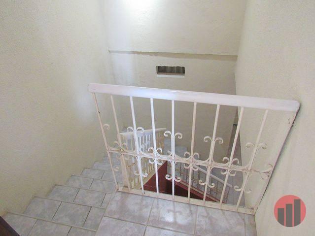 Casa com 3 dormitórios para alugar, 100 m² por R$ 900,00/mês - Mondubim - Fortaleza/CE - Foto 12