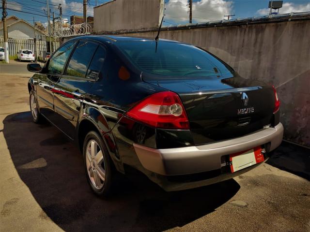 RENAULT MEGANE SEDAN DYNAMIQUE 2.0 16v 4p 2007 - Foto 8