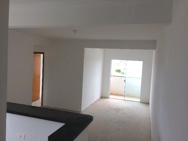 Apartamento no Vargem Grande, 03 quartos com 01 suíte e 02 vagas de garagem cobertas - Foto 4