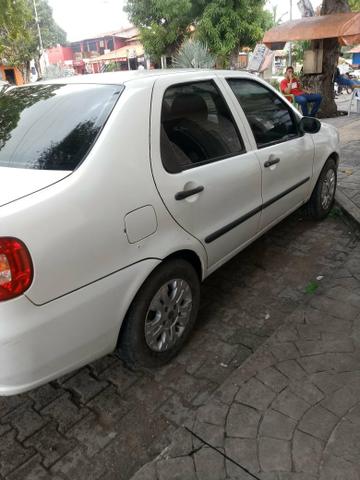 Fiat Siena ano 2007 - Foto 9