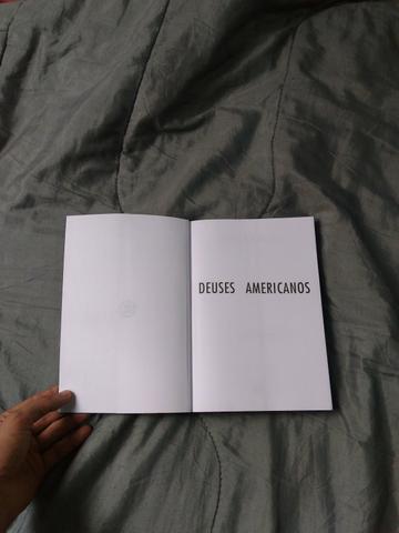 Livro Deuses Americanos (NOVO) - Foto 2