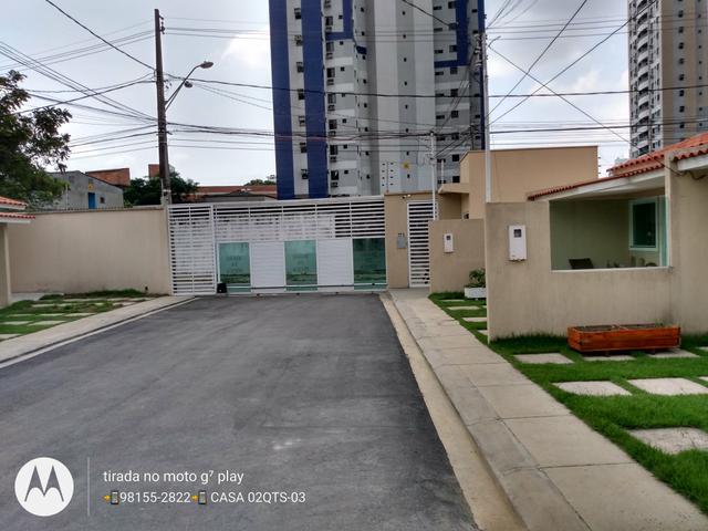 Casa 02Qts por $: 1.800 c Suíte em Condomínio Fechado próx. Parque do Idoso