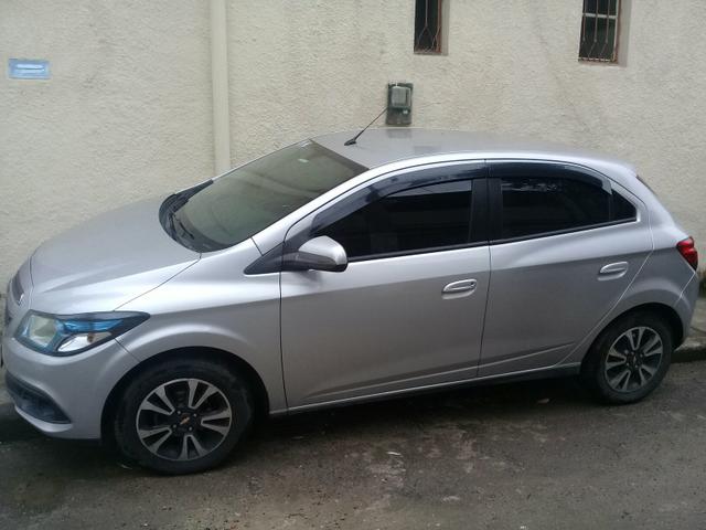 Vendo ônix LTZ com gnv banco decouro - Foto 2