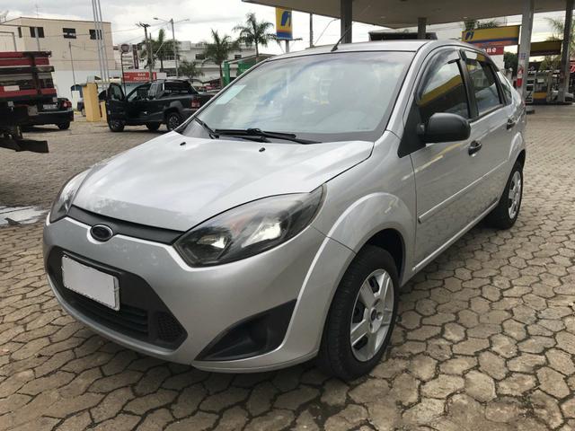Fiesta Sedan 1.6 2011, divido no cartão, leia o anúncio com atenção - Foto 2